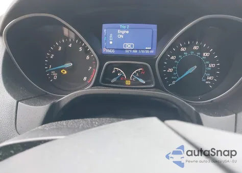 2013 Ford Focus Se z USA, uszkodzony, nr VIN 1FADP3F28DL285161